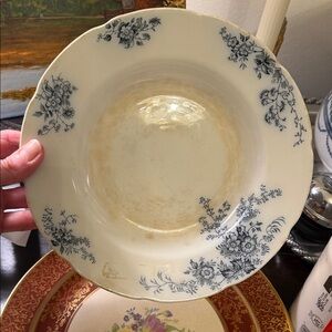 Alfred Meakin Flow Blue Floral Patterned Cream and Blue Dinner Plate